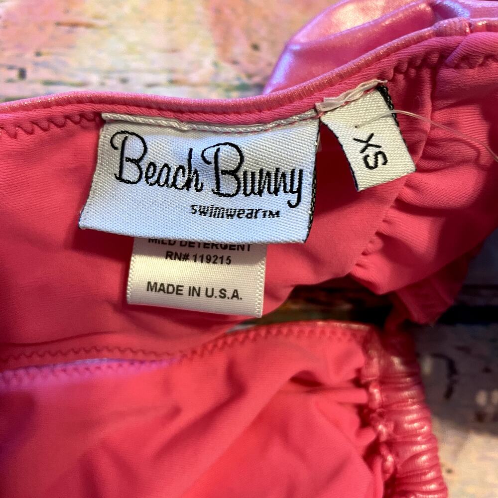 Beach Bunny Bikini Top Womens XS Pink Metallic Halter Swim Pool Beach Vacation - Picture 5 of 5